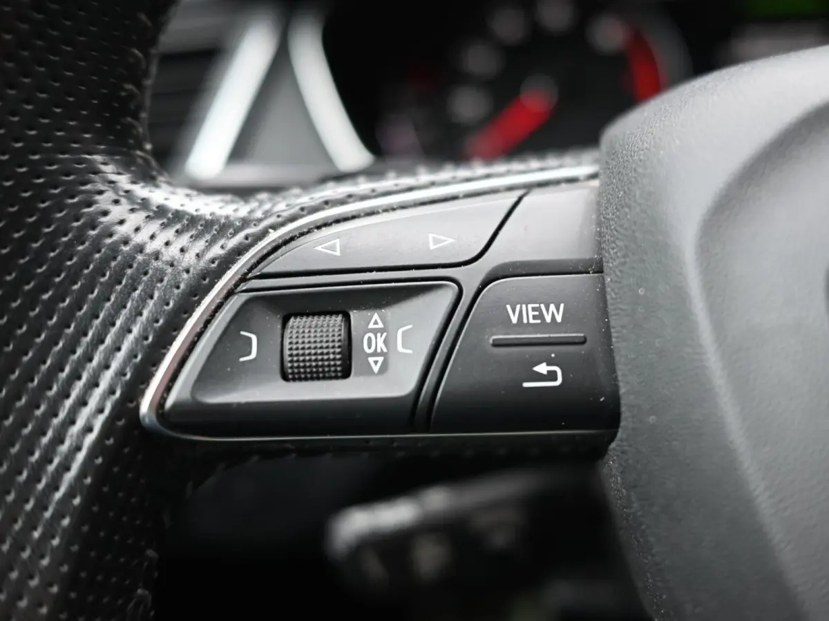 2.0 TFSI Quattro S-Line Edition | Stoel & Stuurwielverwarming | Camera | Adaptive Cruise | Lane Assist | Trekhaak | Matrix Led | 21'' Origineel | Automaat | Half Leder | Alcantara | Ambient 