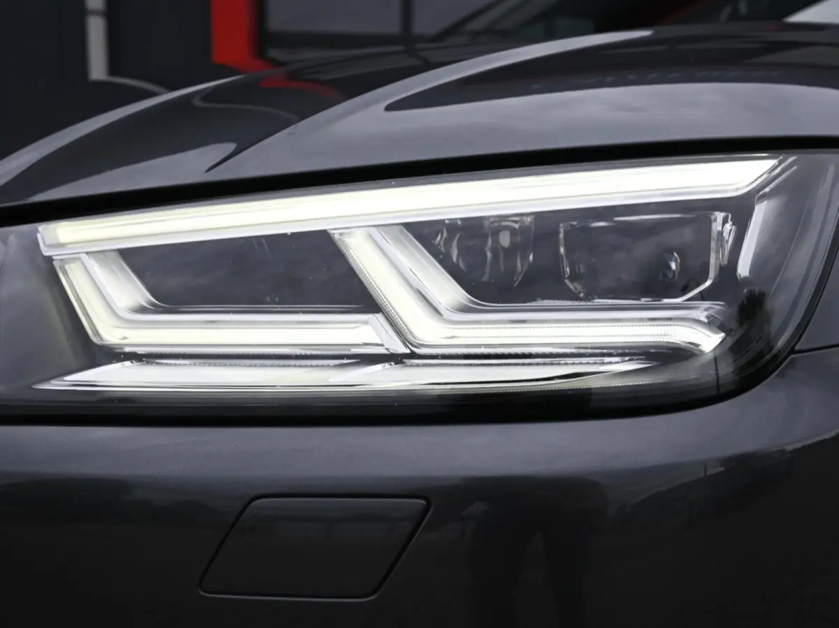2.0 TFSI Quattro S-Line Edition | Stoel & Stuurwielverwarming | Camera | Adaptive Cruise | Lane Assist | Trekhaak | Matrix Led | 21'' Origineel | Automaat | Half Leder | Alcantara | Ambient 