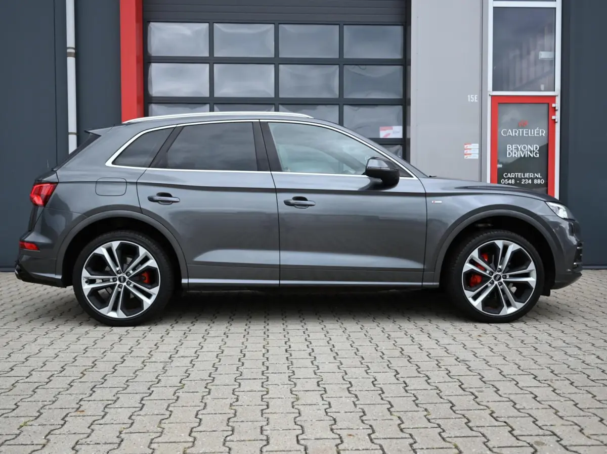 2.0 TFSI Quattro S-Line Edition | Stoel & Stuurwielverwarming | Camera | Adaptive Cruise | Lane Assist | Trekhaak | Matrix Led | 21'' Origineel | Automaat | Half Leder | Alcantara | Ambient 