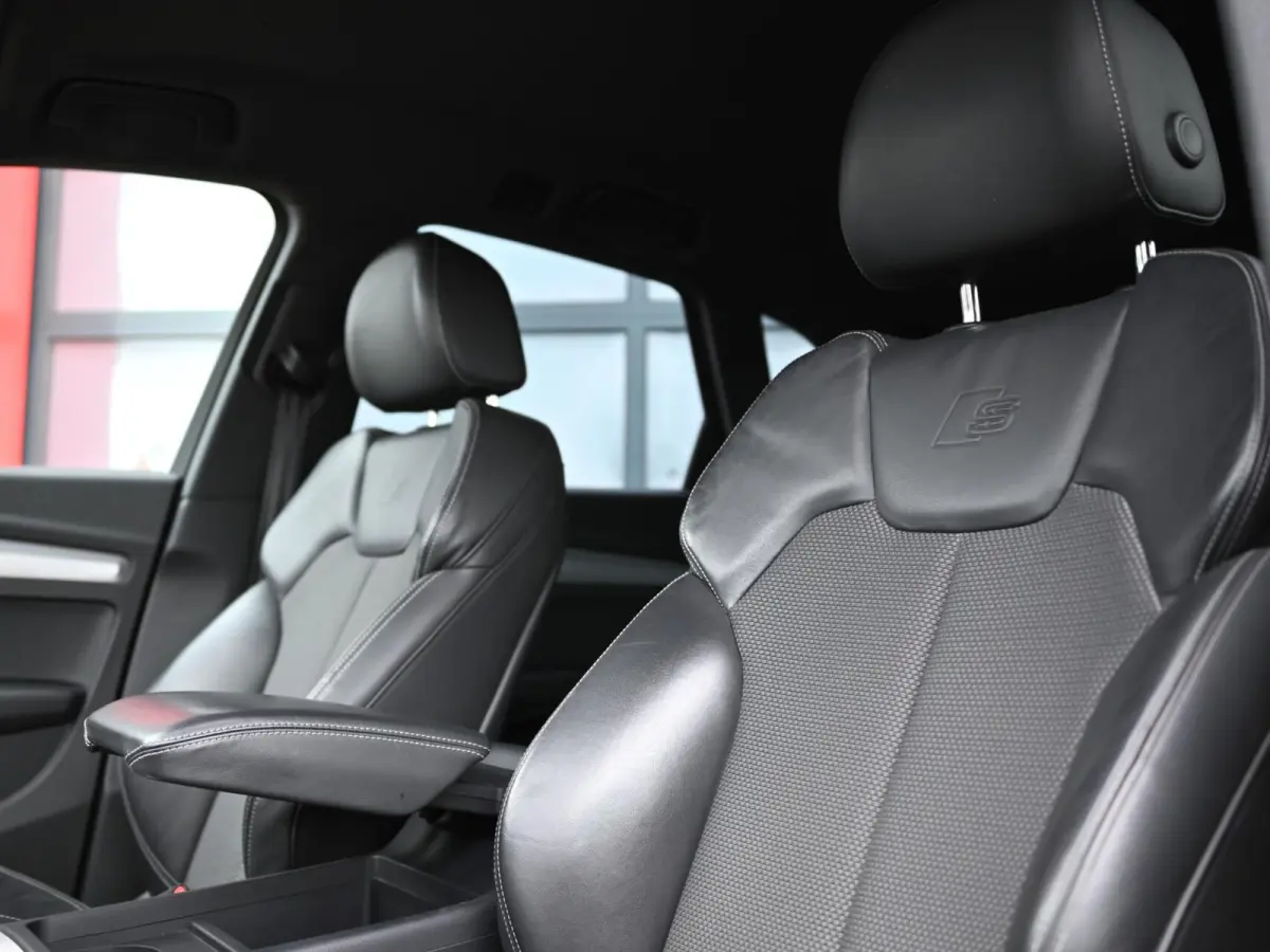 2.0 TFSI Quattro S-Line Edition | Stoel & Stuurwielverwarming | Camera | Adaptive Cruise | Lane Assist | Trekhaak | Matrix Led | 21'' Origineel | Automaat | Half Leder | Alcantara | Ambient 