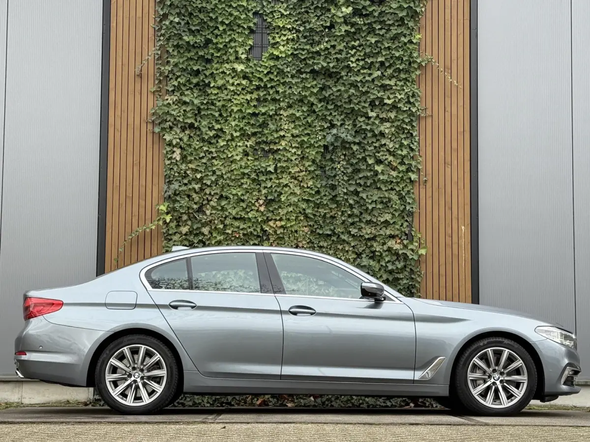 540i High Executive Edition|340PK|LEDER|360 CAMERA|HEAD UP DISPLAY