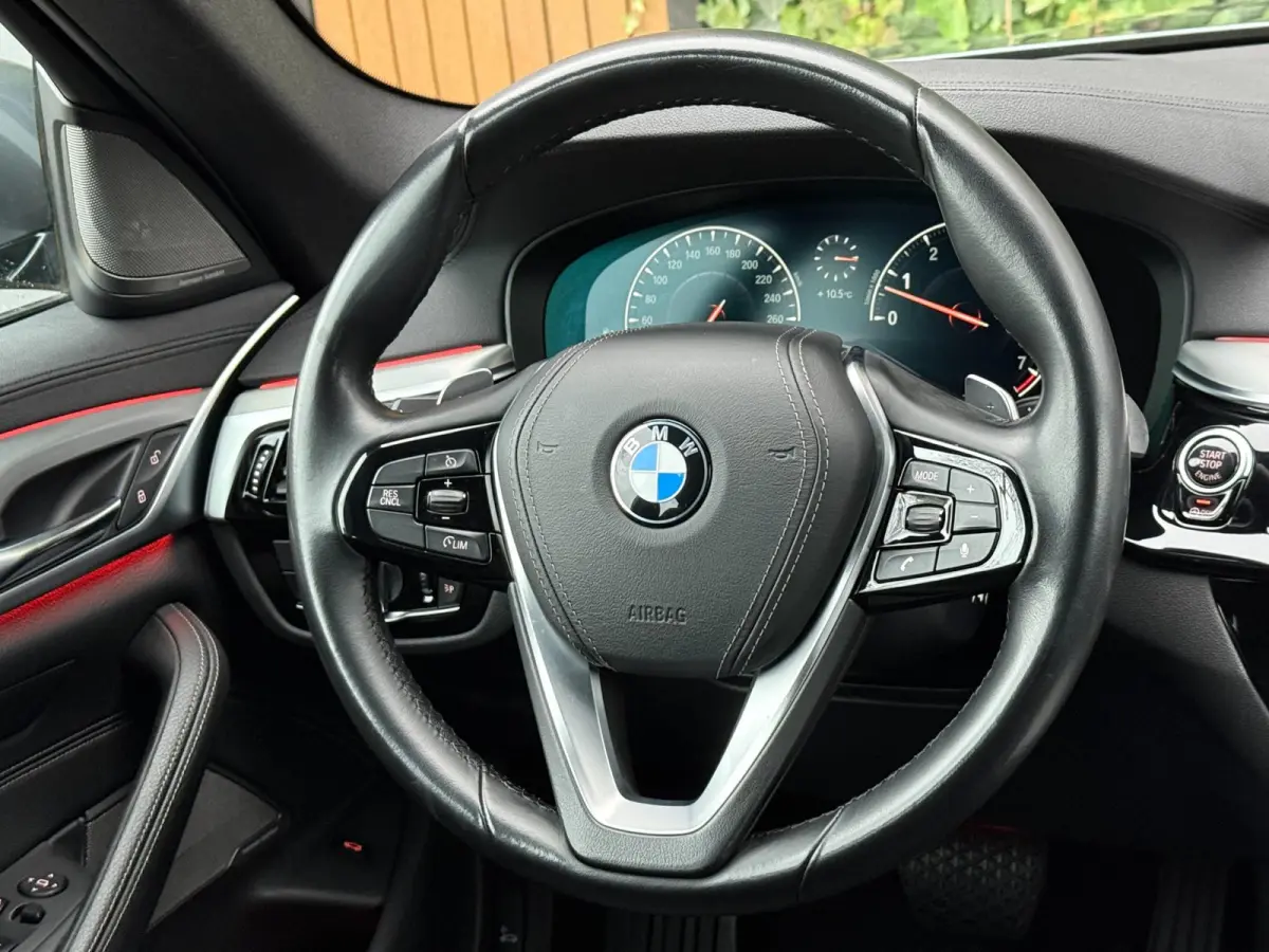 540i High Executive Edition|340PK|LEDER|360 CAMERA|HEAD UP DISPLAY