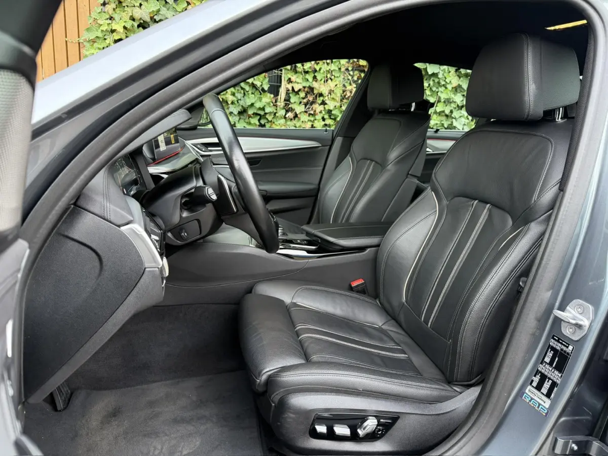 540i High Executive Edition|340PK|LEDER|360 CAMERA|HEAD UP DISPLAY