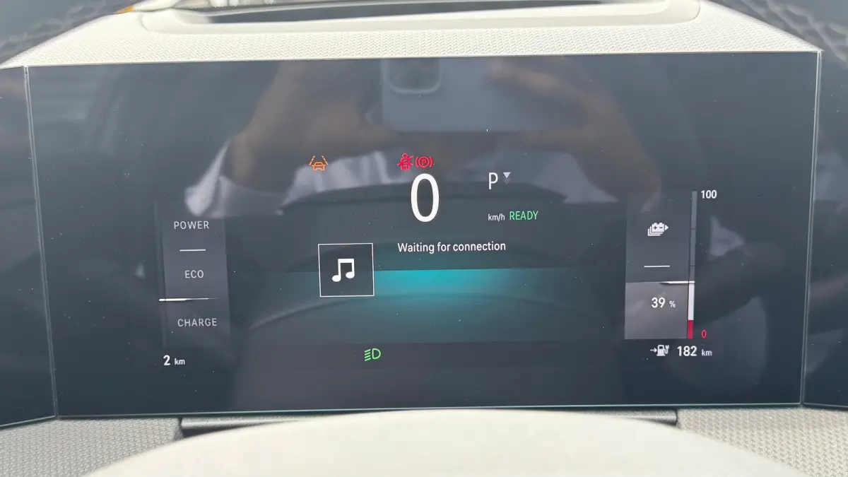 Astra-e Ultimate - | Achteruitrijcamera 180° | Adaptive Cruise control | Apple CarPlay en Android Auto ondersteuning
