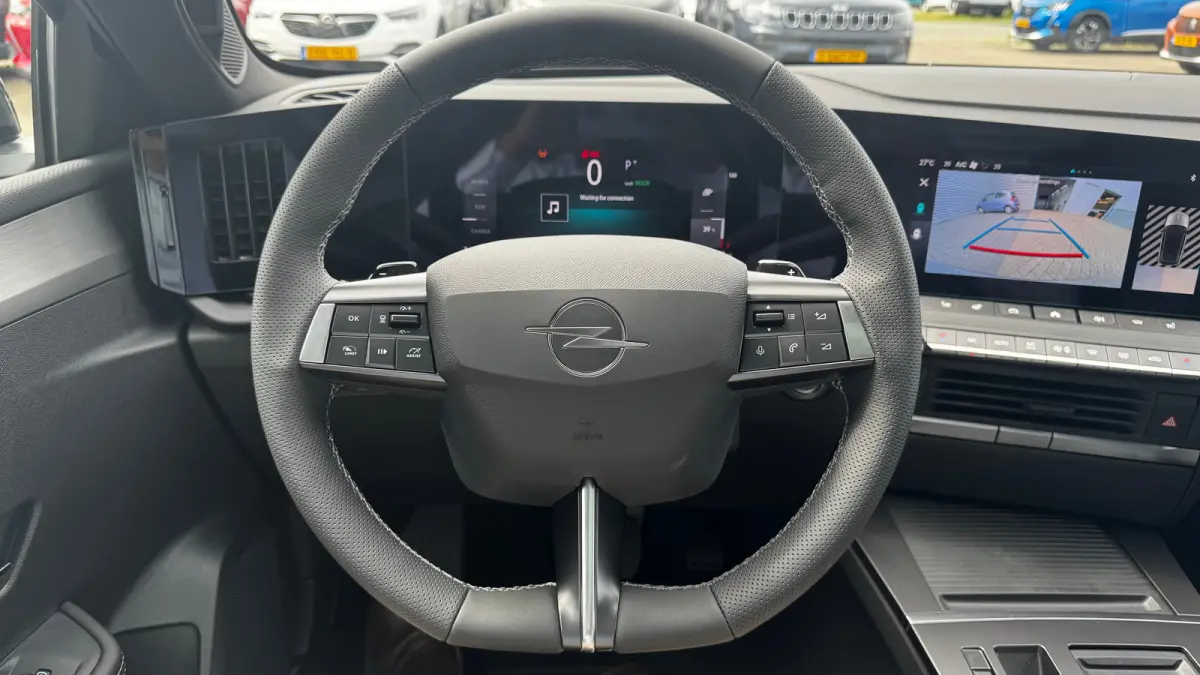 Astra-e Ultimate - | Achteruitrijcamera 180° | Adaptive Cruise control | Apple CarPlay en Android Auto ondersteuning