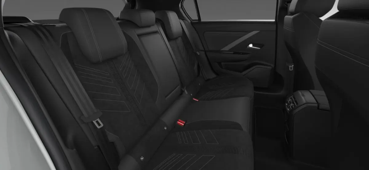 Ultimate - Plug-In Hybrid | 3,7 kW boordlader | Achteruitrijcamera 180° | Adaptive Cruise control