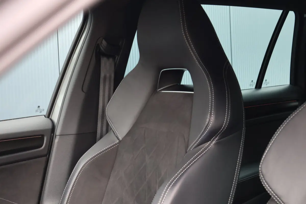 1.5 TSI Sportline Business 7p. | Trekhaak | Facelift | Camera | Virtual Cockpit | Adaptive Cruise | Stoelverwarming