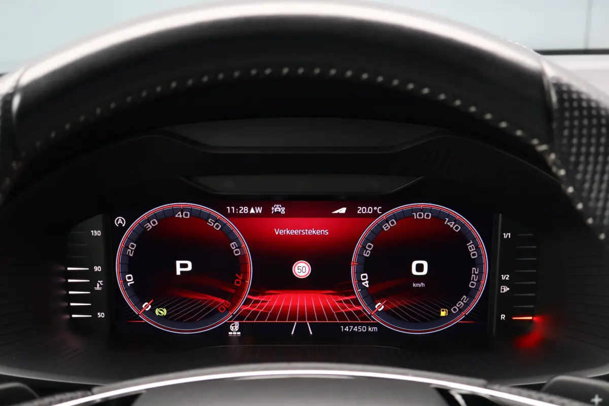 1.5 TSI Sportline Business 7p. | Trekhaak | Facelift | Camera | Virtual Cockpit | Adaptive Cruise | Stoelverwarming