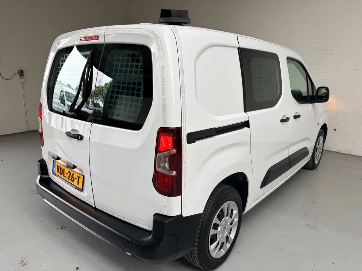 Servicewagen 1.5 BlueHDI 100pk euro61 L1H1 BOTT inrichting, Victron omvormer v230, Standkachel, RIJKLAARPRIJS!