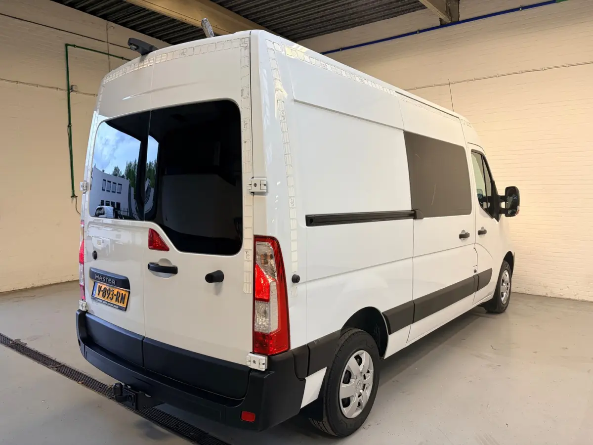 Servicewagen T35 2.3 dCi 145pk euro6 L2H2 BOTT Inrichting, Victron omvormer, Standkachel, Trekhaak, RIJKLAARPRIJS!