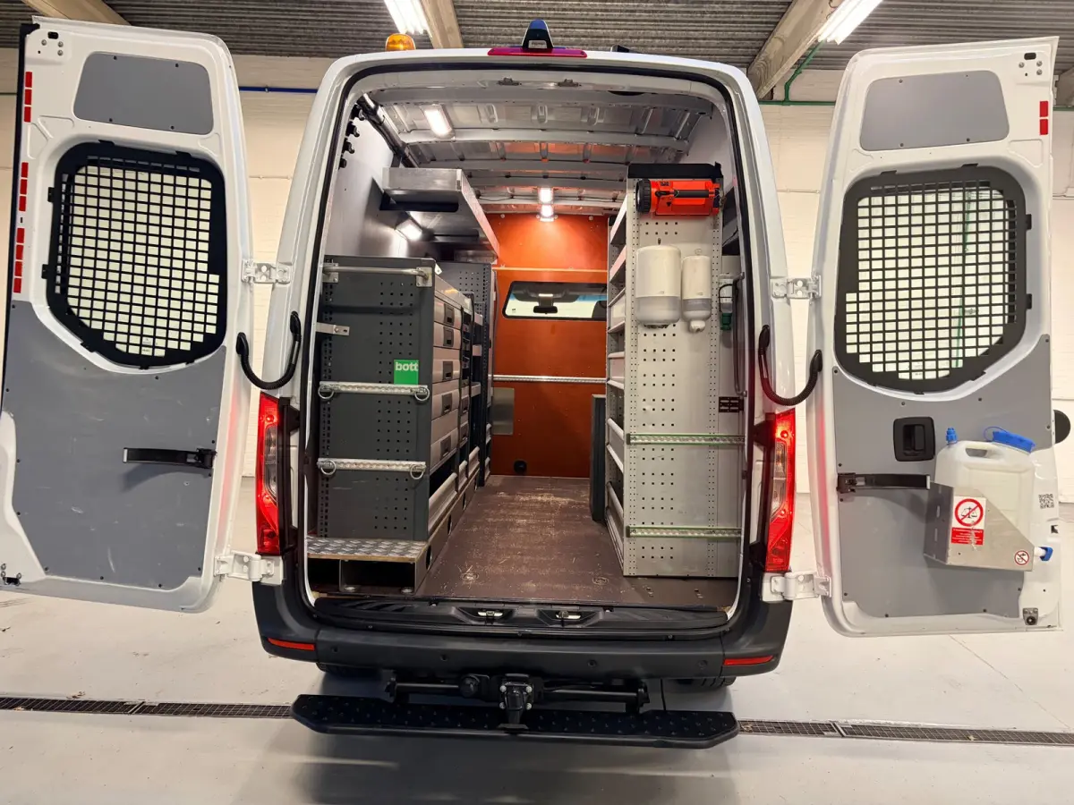 Automaat Servicewagen 314 2.2 CDI 140PK L2H2 euro6 BOTT, Victron V230, Standkachel Trekhaak RIJKLAARPRIJS
