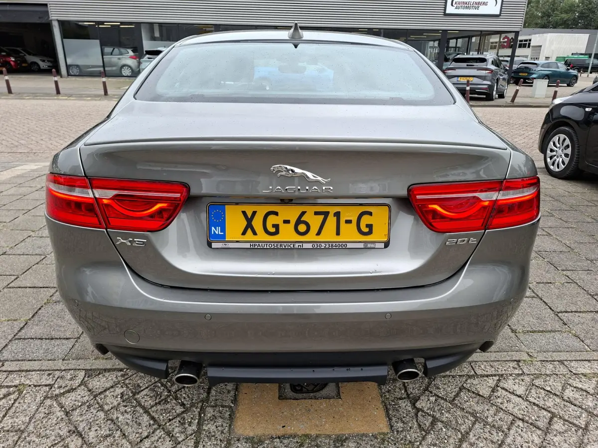 2.0t R-Sport COMPLEET JAGUAR DEALER ONDERHOUDEN! Origineel NL Auto