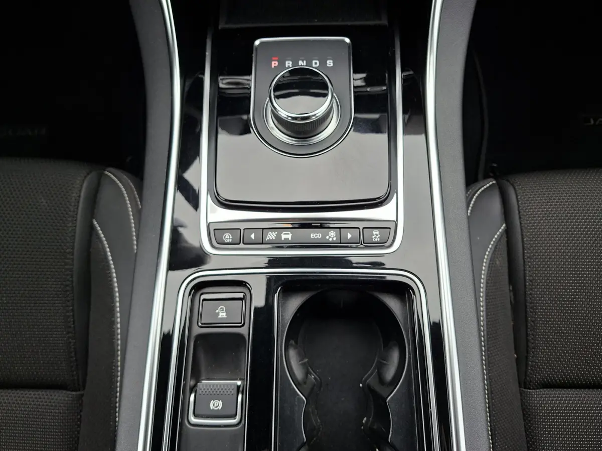 2.0t R-Sport COMPLEET JAGUAR DEALER ONDERHOUDEN! Origineel NL Auto