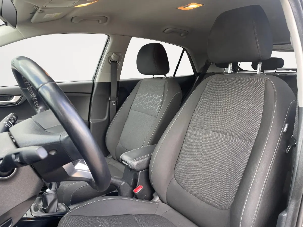 1.0 TGDI DynamicLine | Navigatie | Keyless | Cruise control | Apple Carplay/Android Auto