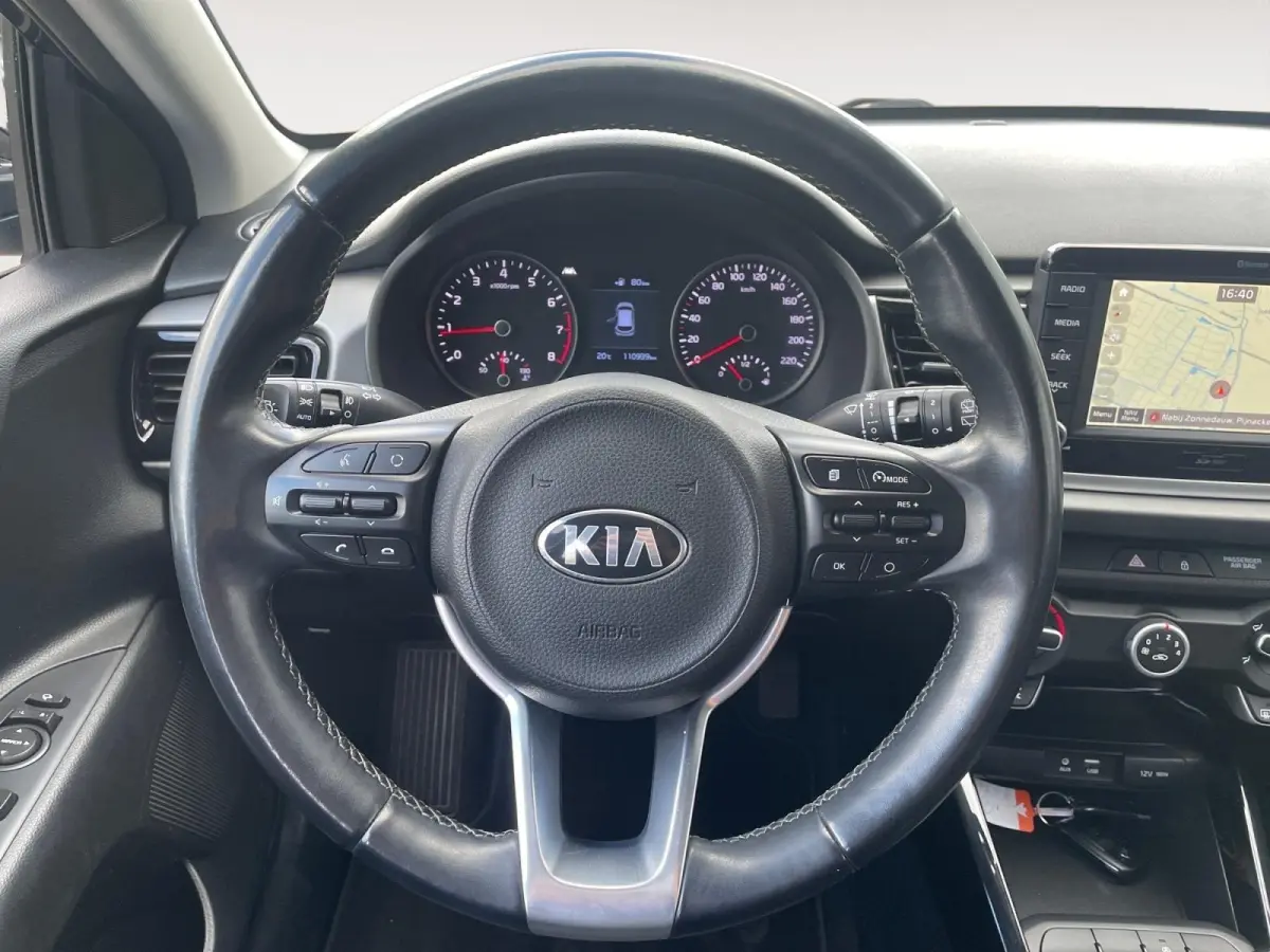 1.0 TGDI DynamicLine | Navigatie | Keyless | Cruise control | Apple Carplay/Android Auto