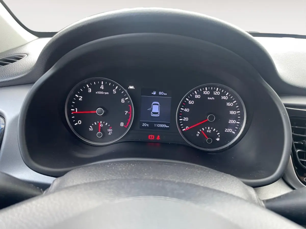 1.0 TGDI DynamicLine | Navigatie | Keyless | Cruise control | Apple Carplay/Android Auto