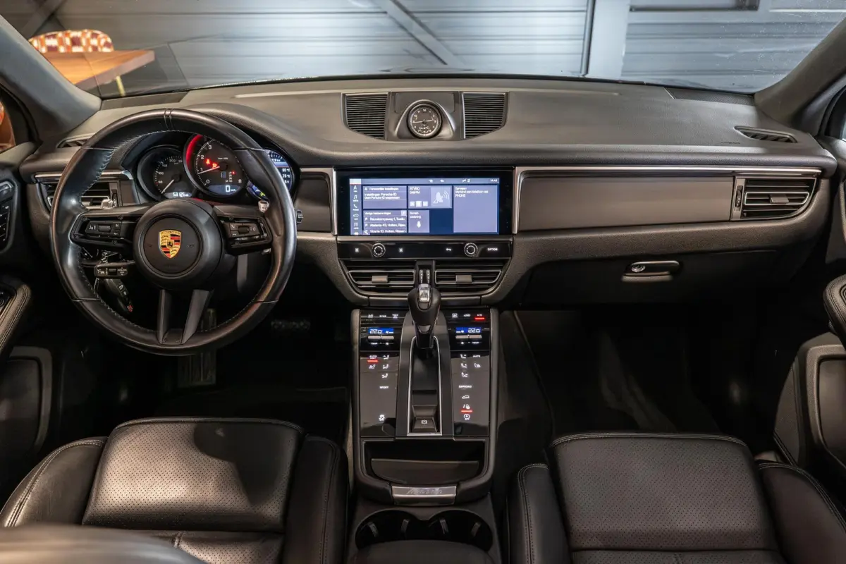 2.0 Pano | Standkachel | Elektr. Trekhaak | NL Auto