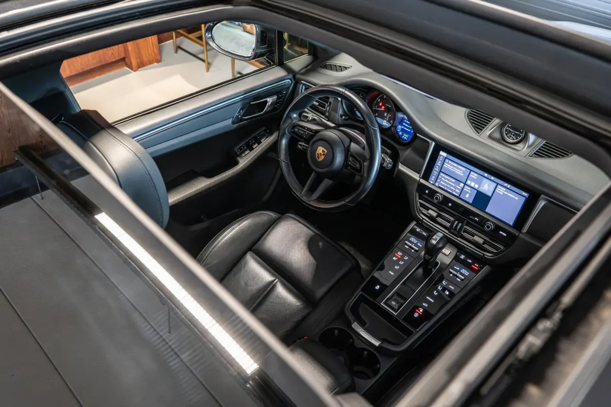 2.0 Pano | Standkachel | Elektr. Trekhaak | NL Auto