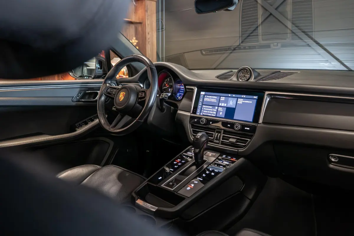 2.0 Pano | Standkachel | Elektr. Trekhaak | NL Auto