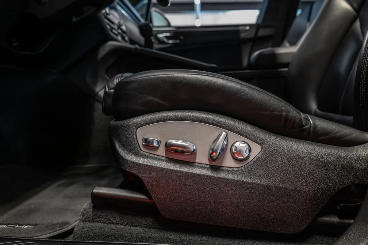 2.0 Pano | Standkachel | Elektr. Trekhaak | NL Auto