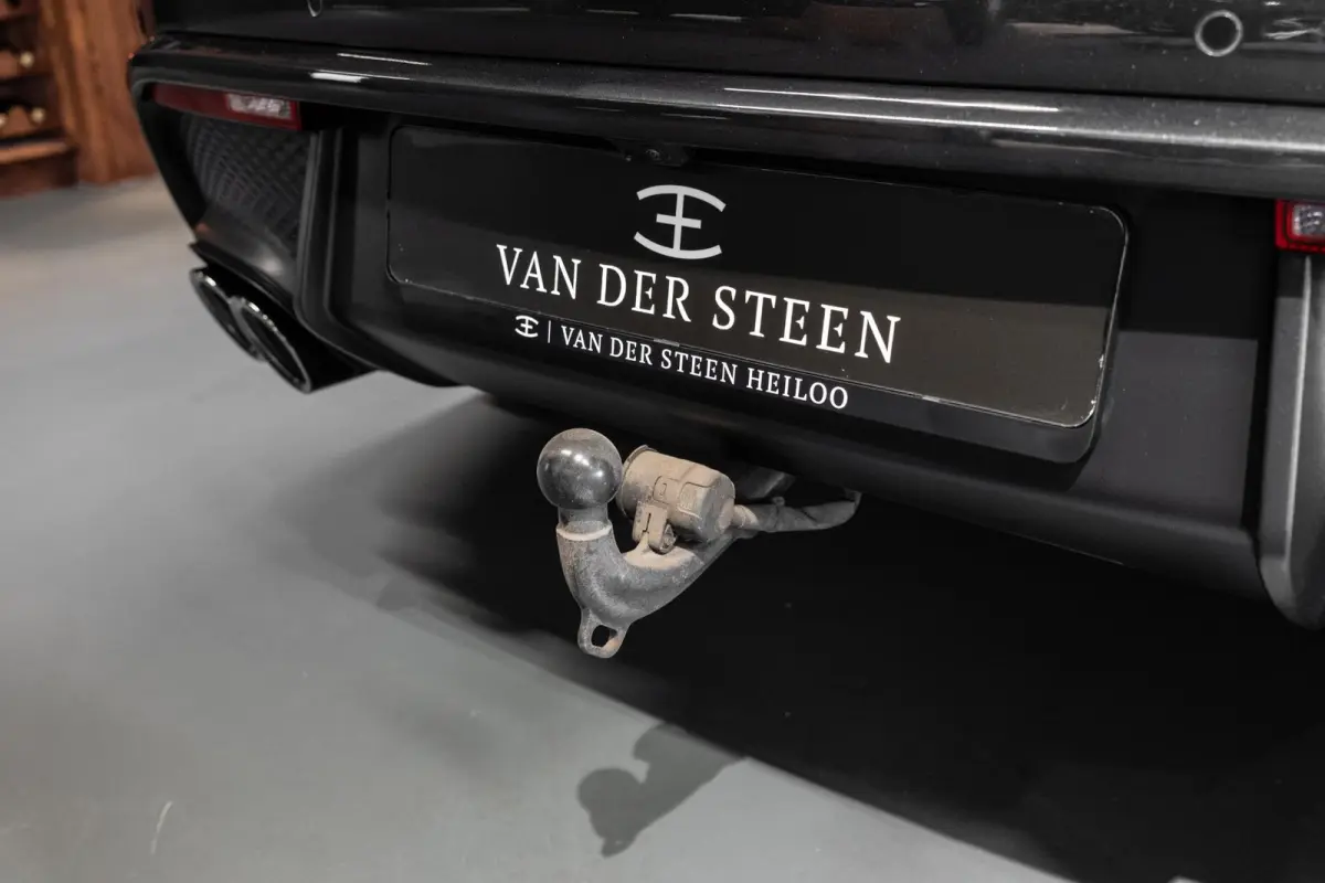 2.0 Pano | Standkachel | Elektr. Trekhaak | NL Auto