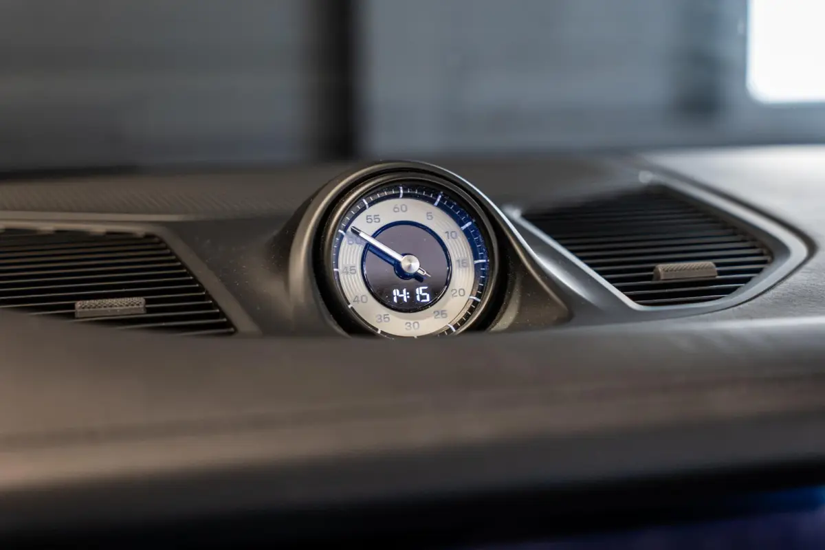 3.0 E-Hybrid Black Edition Achterasbesturing | Stoelventilatie V+A | Passenger Display | Race-Tex