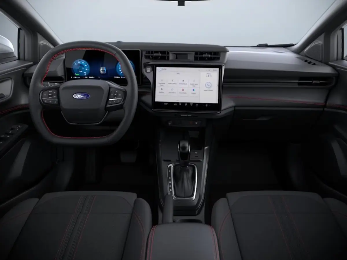 1.0 EcoBoost ST-Line | Achteruitrijcamera | All Weather banden | Armsteun voor
