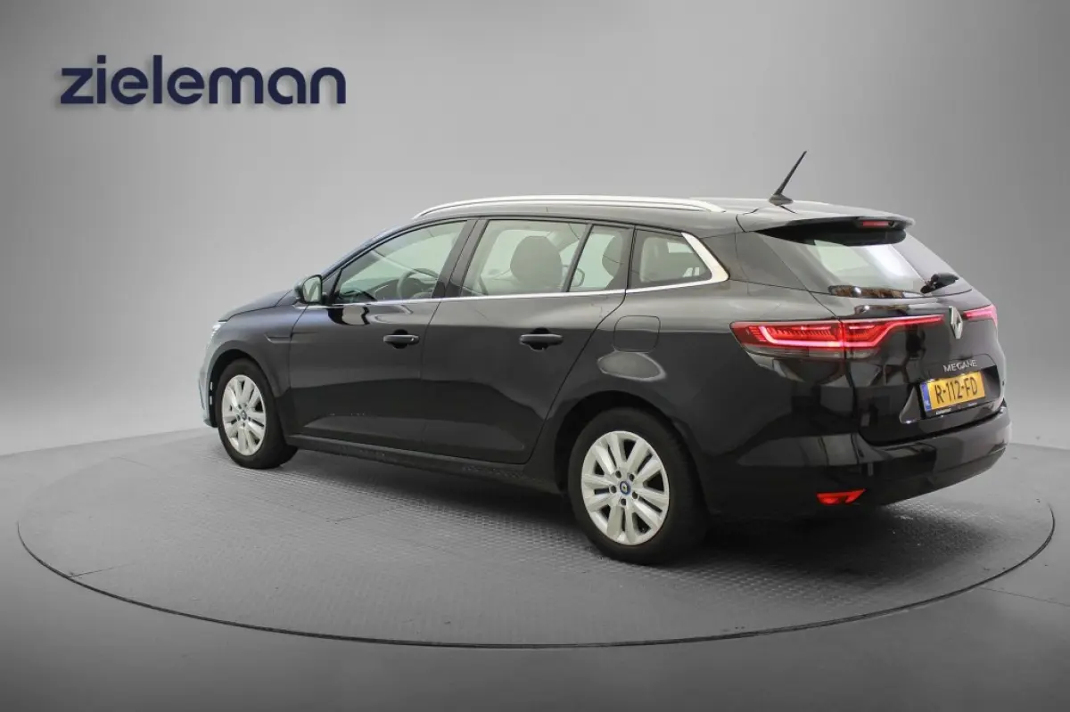 Estate 1.6 E-Tech Plug-In Hybrid 160 Zen - Digitaal Cockpit, Carplay, Clima