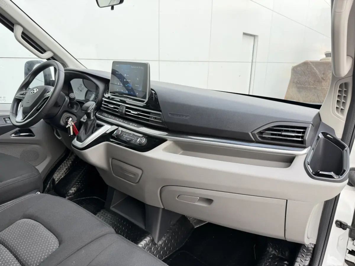 65kWh 204PK Elektrisch! 171km WLTP Elektrische Bakwagen Achterdeuren Airco ACC Carplay Camera Parkeersensoren Voor Meubelbak Koffer