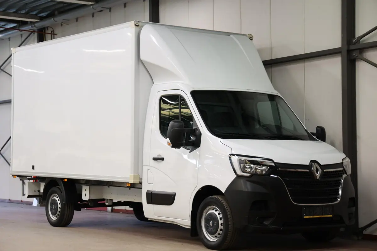 2.3 dCi 145 BAKWAGEN MEUBELBAK