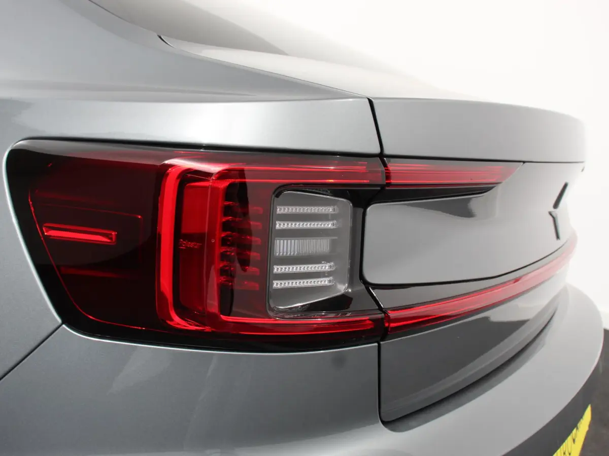 Long Range Single Motor Prime 82 kWh Climate control Cruise control Panorama dak Parkeersensoren Camera Voorstoelen verwarmd Apple Carplay/ Android Auto