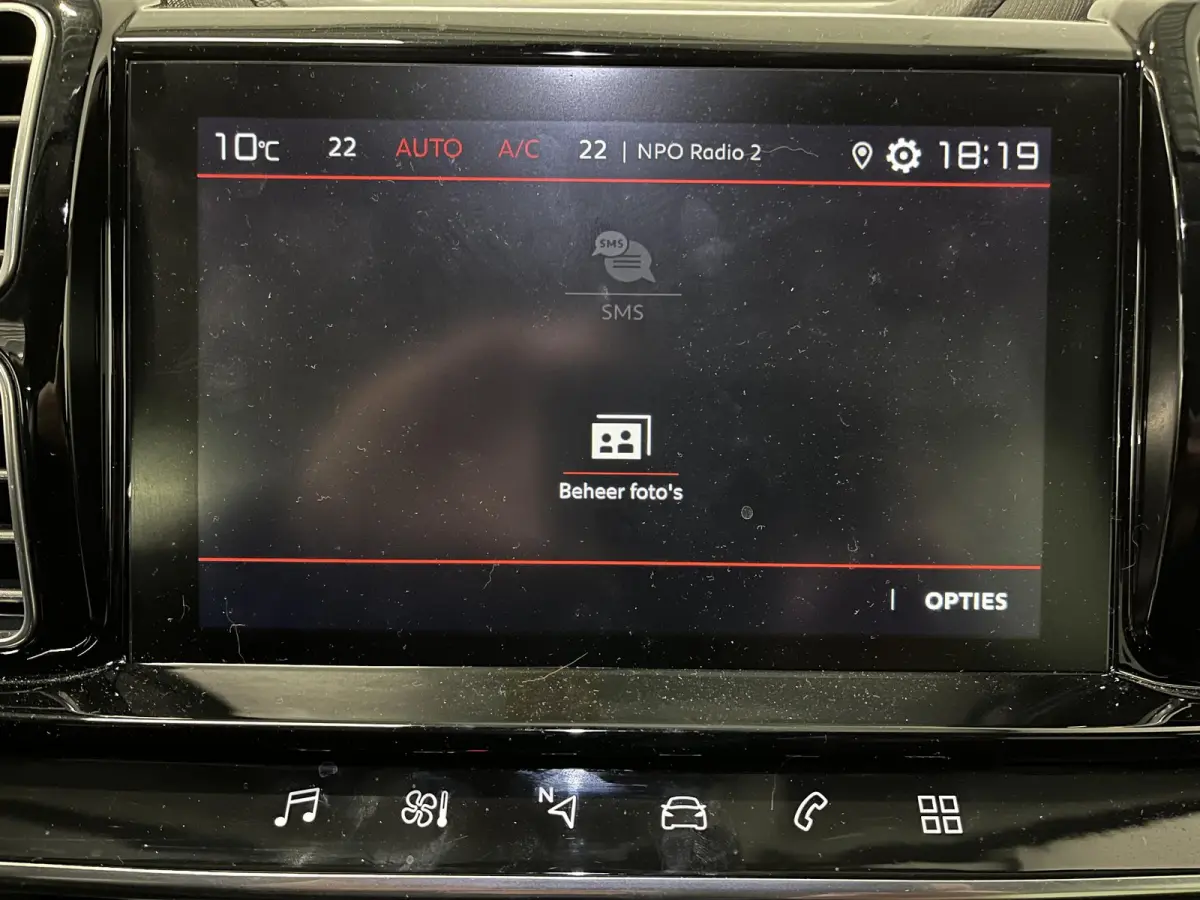 1.2 130PK Automaat Feel Climate Control Apple Carplay/Android Auto Navigatie Cruise Control Full LED 18" LM Velgen Privacy Glass PDC VA + Camera Keyless