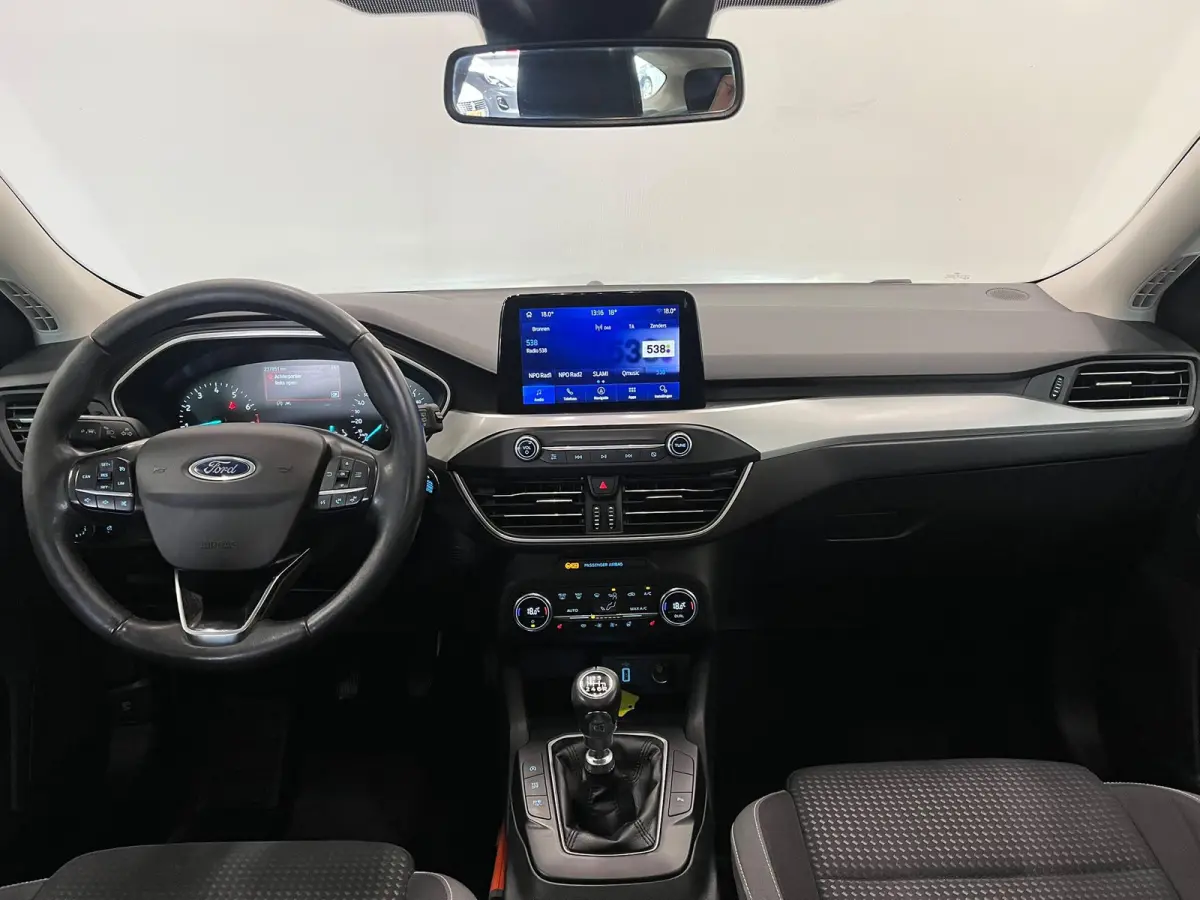 1.0 EcoBoost Trend Edition Business Trekhaak Navigatie Apple Carplay Android Auto Parkeerhulp Cruise Control Stoel-en stuurverwarming Climate Control Lichtmetalen velgen