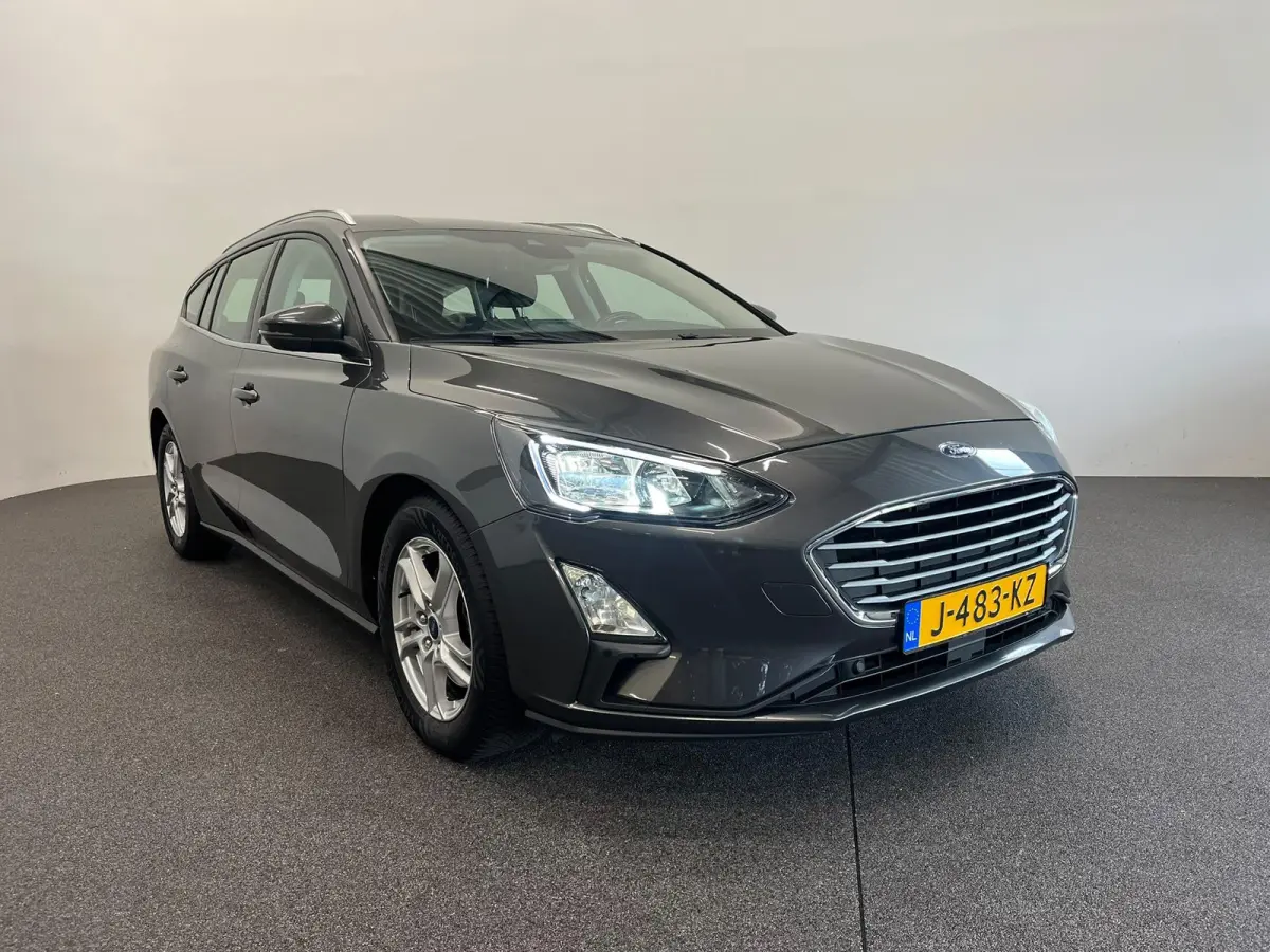 1.0 EcoBoost Trend Edition Business Trekhaak Navigatie Apple Carplay Android Auto Parkeerhulp Cruise Control Stoel-en stuurverwarming Climate Control Lichtmetalen velgen