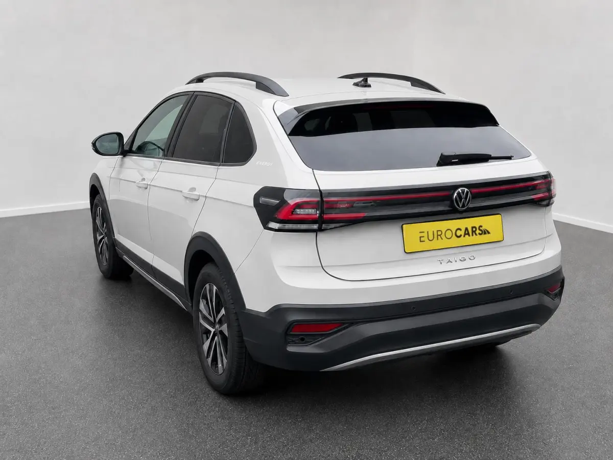 1.0 TSI Life Camera Stoelverwarming Navigatie Digital Cockpit DAB  Active Cruise Control Parkeersensoren LED koplampen  Climate Control Apple Carplay