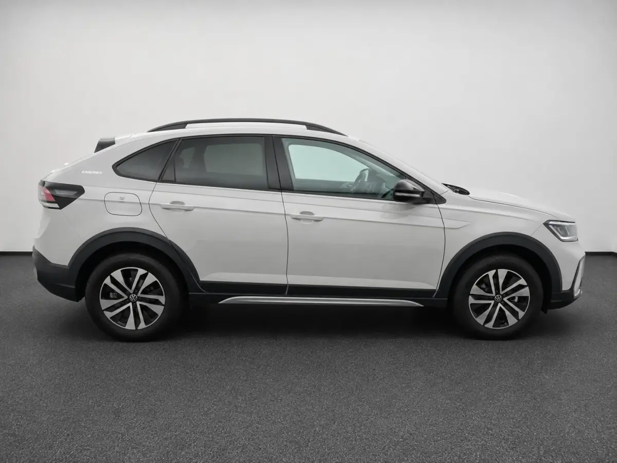 1.0 TSI Life Camera Stoelverwarming Navigatie Digital Cockpit DAB  Active Cruise Control Parkeersensoren LED koplampen  Climate Control Apple Carplay