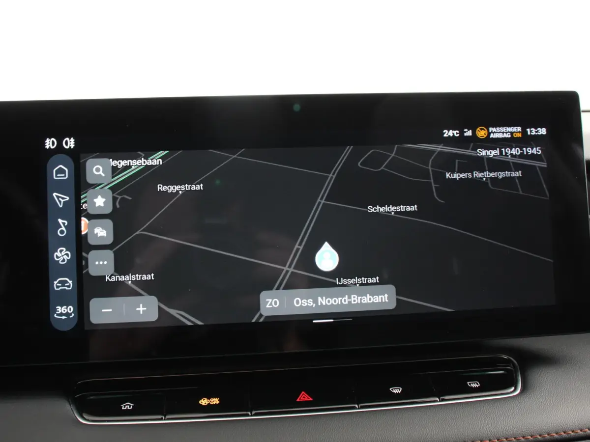 1.5 Luxury Automaat Navigatie Apple Carplay/Android Auto Airco Cruise Control Lichtmetalen velgen Digitaal Dashboard