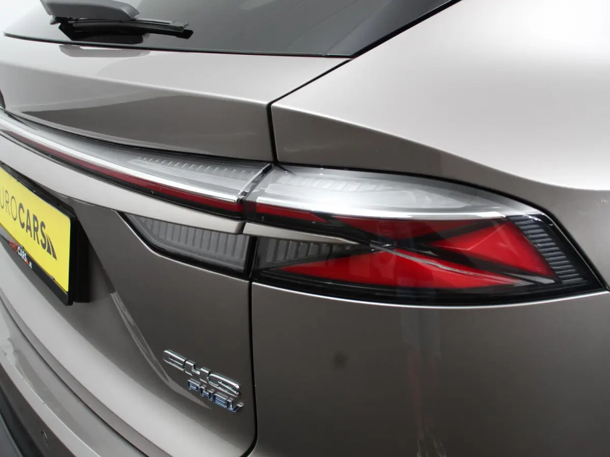 1.5 Luxury Automaat Navigatie Apple Carplay/Android Auto Airco Cruise Control Lichtmetalen velgen Digitaal Dashboard