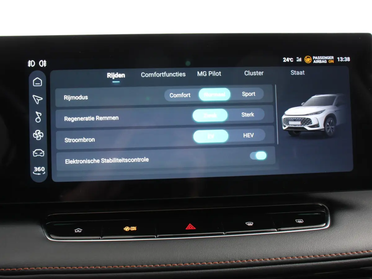 1.5 Luxury Automaat Navigatie Apple Carplay/Android Auto Airco Cruise Control Lichtmetalen velgen Digitaal Dashboard