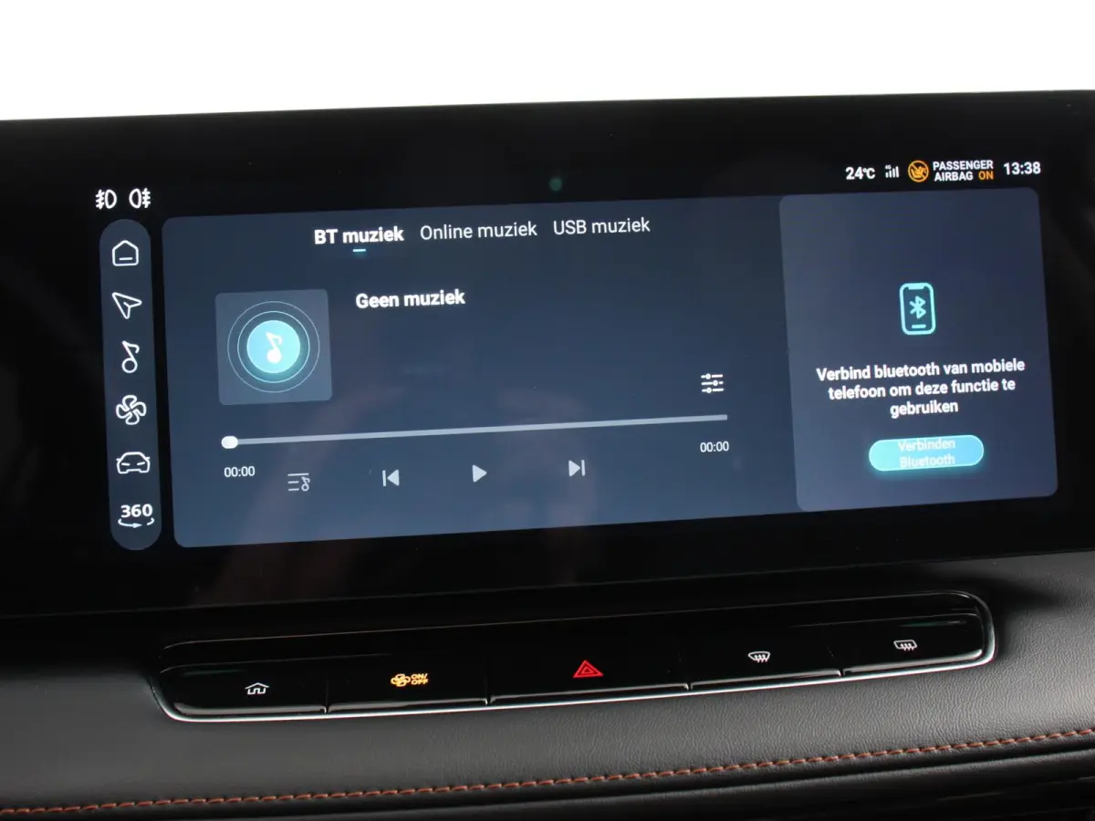 1.5 Luxury Automaat Navigatie Apple Carplay/Android Auto Airco Cruise Control Lichtmetalen velgen Digitaal Dashboard