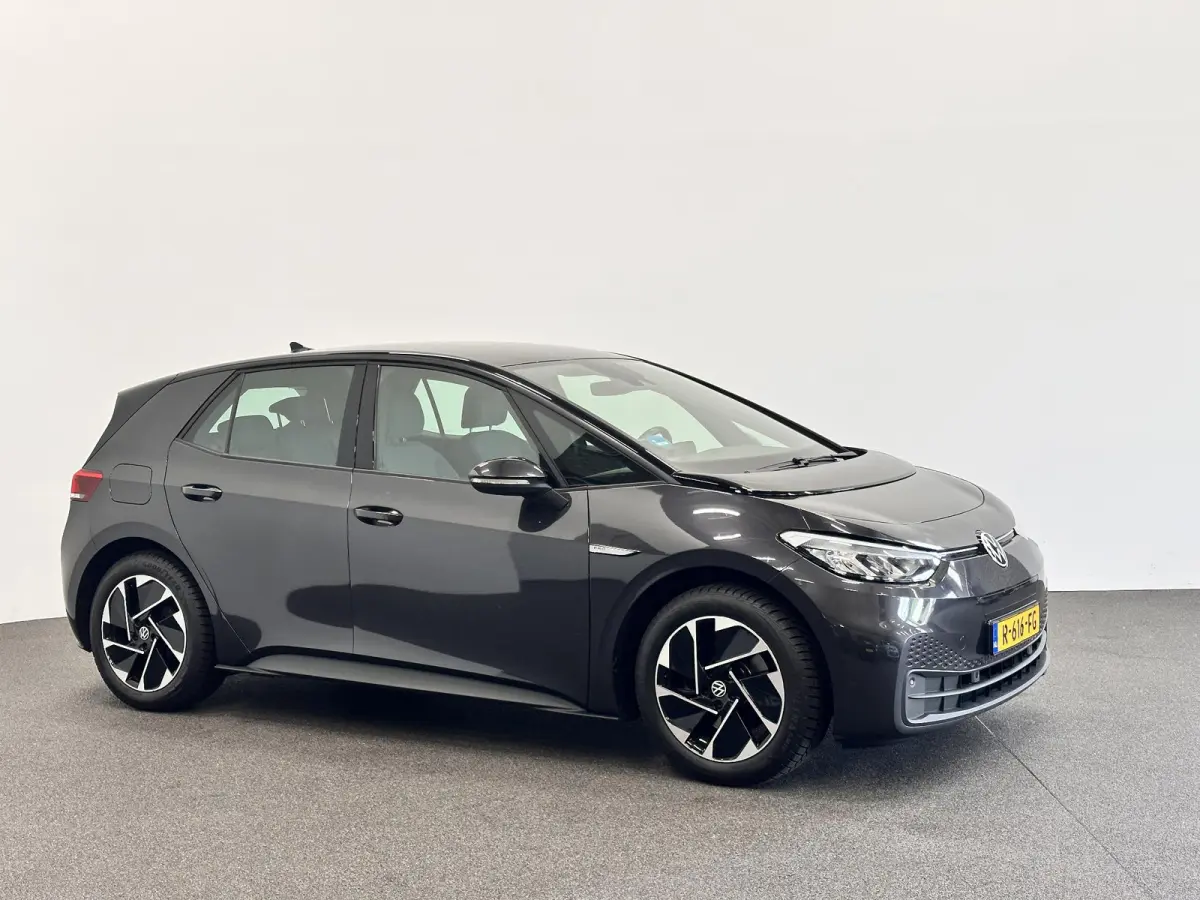 Pro 58 kWh SOH 91% Airco ECC Navi Carplay Adaptive Cruise Control 18" LM Velgen East Derry Full LED PDC