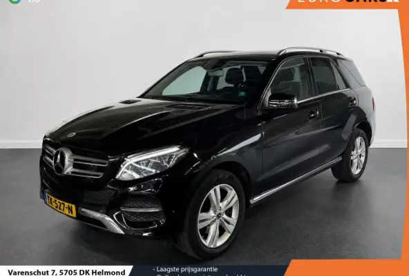 350 d 4MATIC Trekhaak Panoramadak Camera Luchtvering Electrische Stoelen Cruise Control Dodehoek Navigatie Leder Stoelverwarming