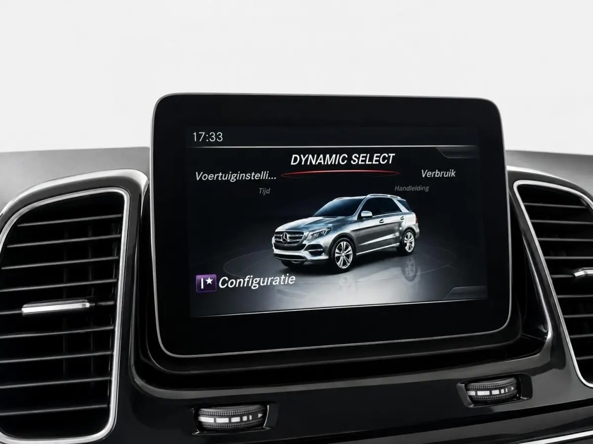 350 d 4MATIC Trekhaak Panoramadak Camera Luchtvering Electrische Stoelen Cruise Control Dodehoek Navigatie Leder Stoelverwarming