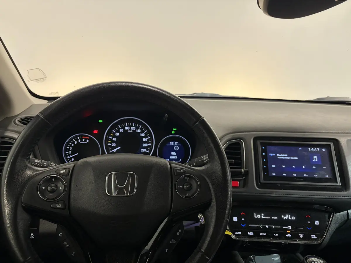1.5 i-VTEC Elegance Camera Navigatie Climate control