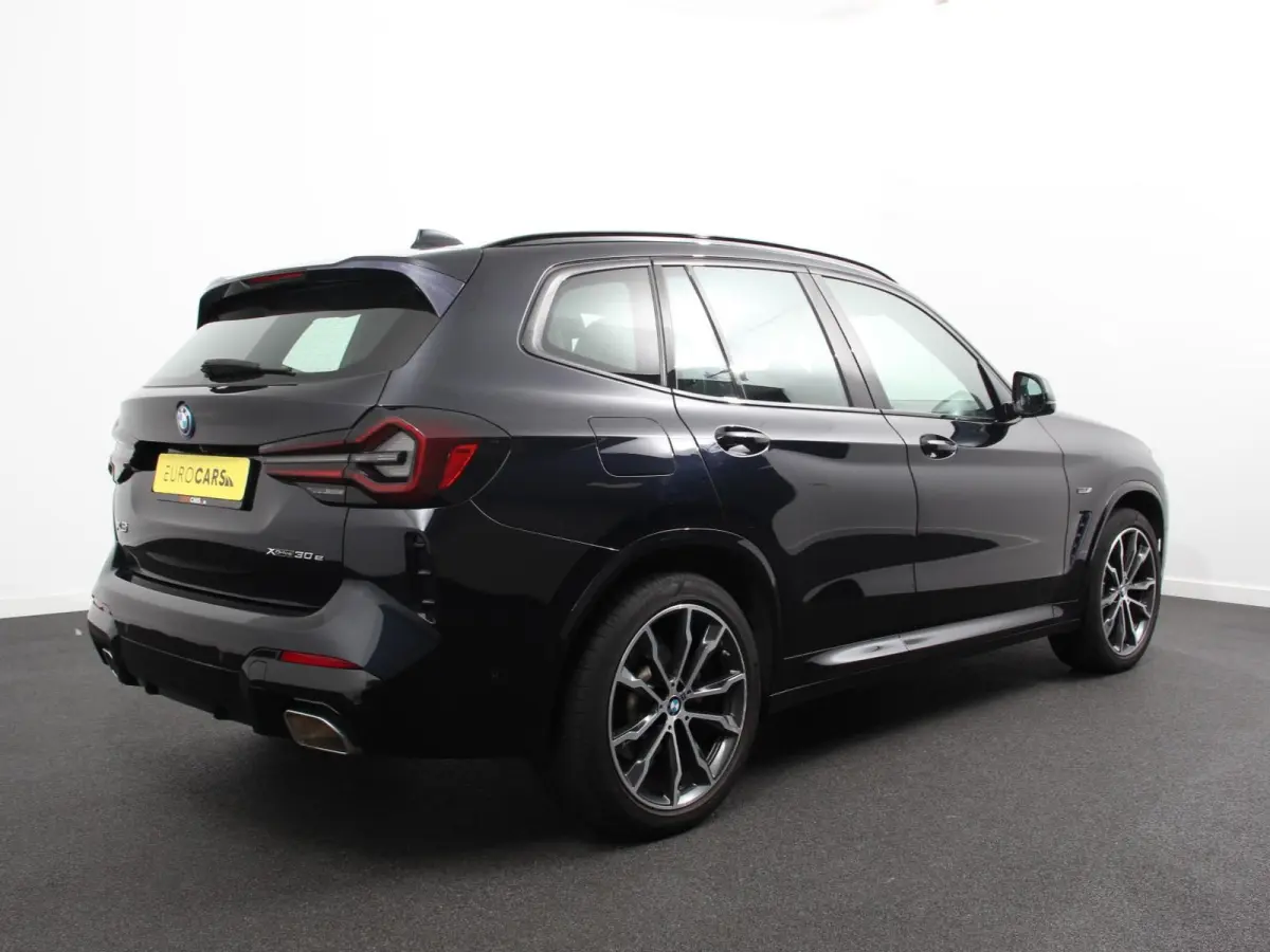 xDrive30e 292pk M-Sport Executive PHEV DEMO ! Camera Electrische achterklep Navigatie Apple Carplay/Android Auto Parkeer sensoren
