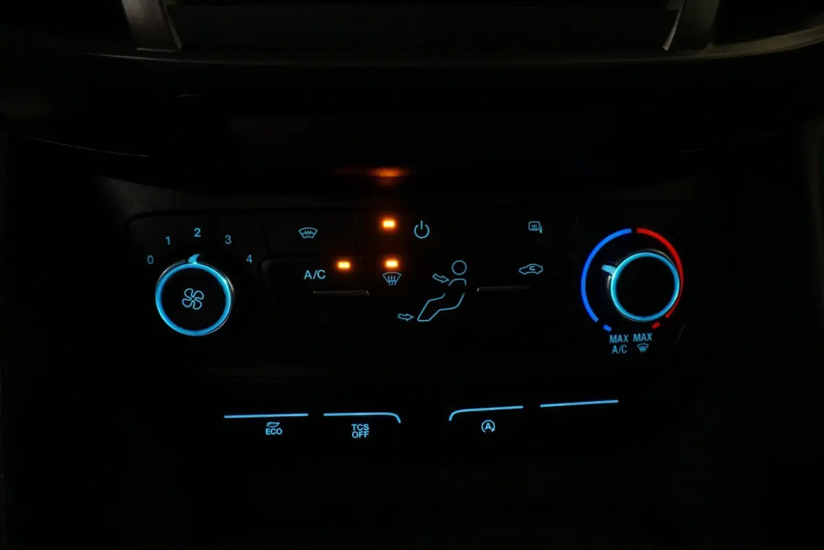 1.5 EcoBlue Automaat L2 Trend Navi Airco Parkeersensoren  Cruise Control Camera