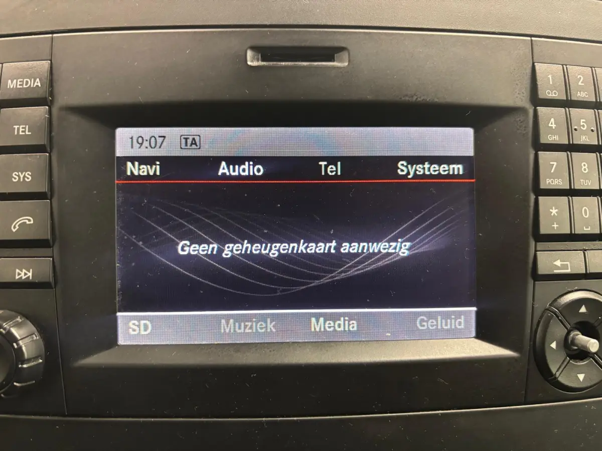 119 CDI Lang Automaat Airco Cruise Control Camera Parkeersensoren Achterklep Trekhaak Side bars