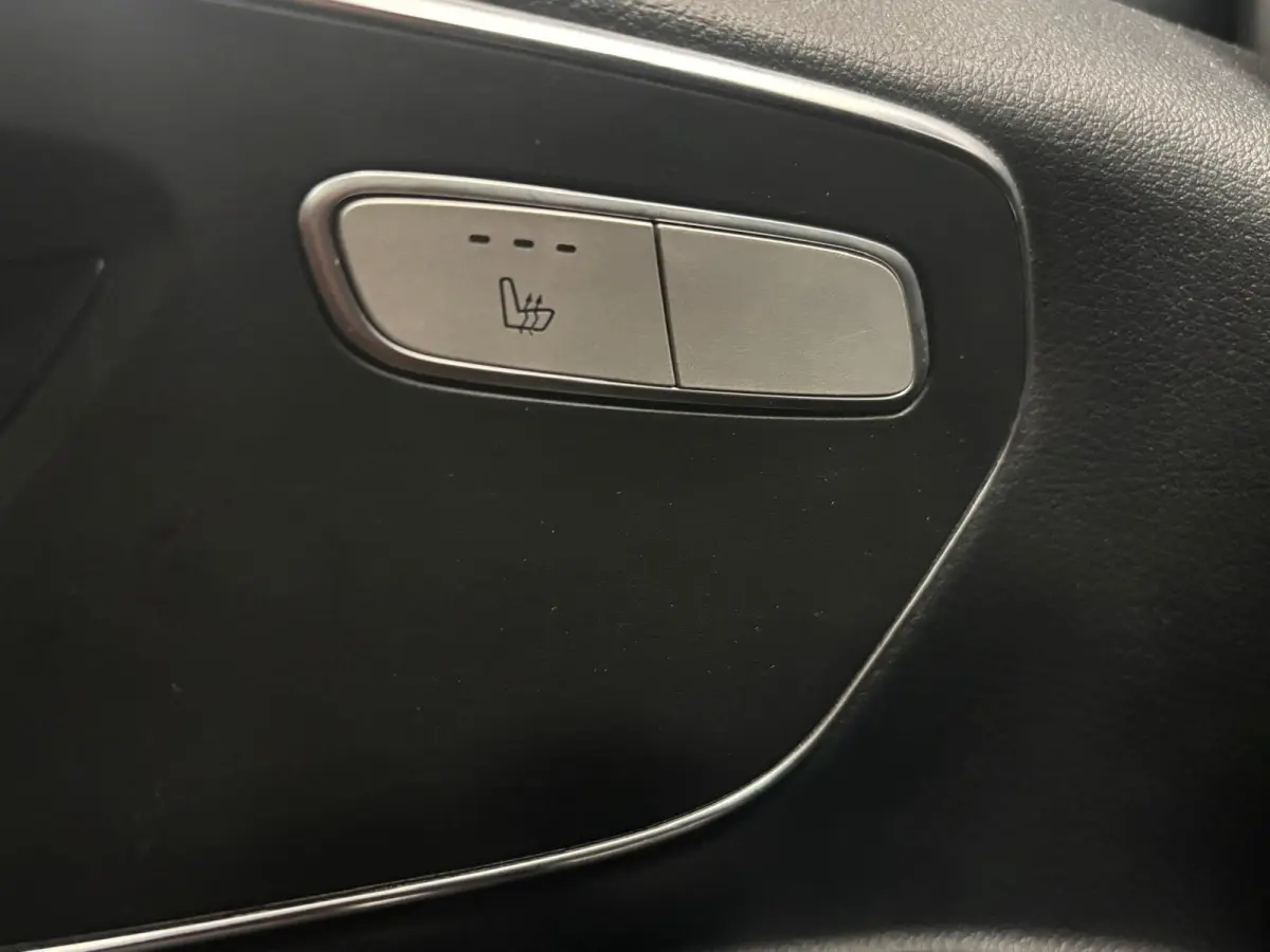119 CDI Lang Automaat Airco Cruise Control Camera Parkeersensoren Achterklep Trekhaak Side bars