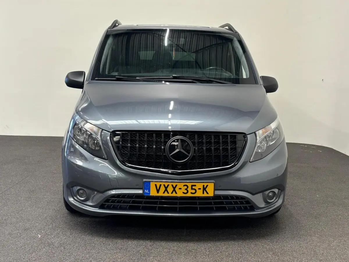 119 CDI Lang Automaat Airco Cruise Control Camera Parkeersensoren Achterklep Trekhaak Side bars