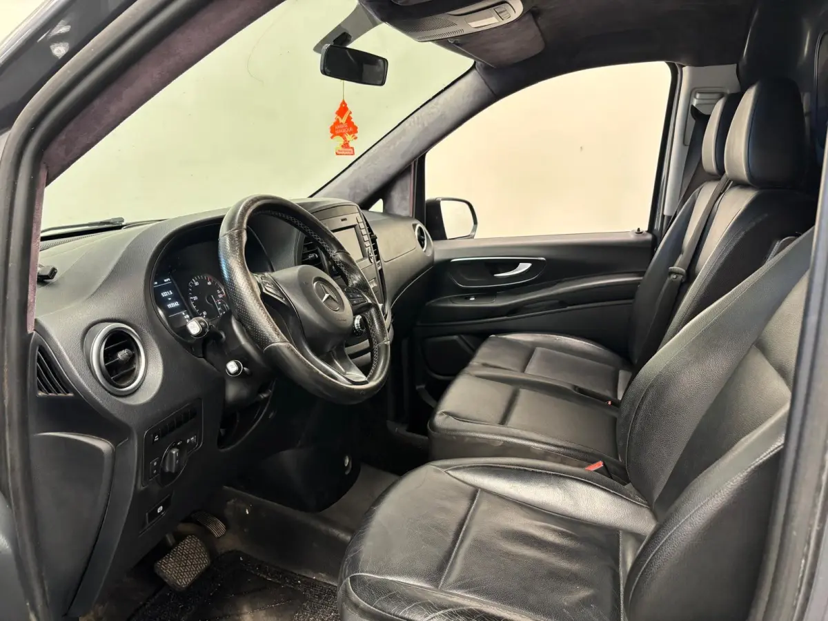 119 CDI Lang Automaat Airco Cruise Control Camera Parkeersensoren Achterklep Trekhaak Side bars